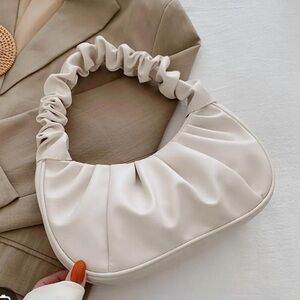 Olivia & Kate New York Cream Women's Shoulder Bag